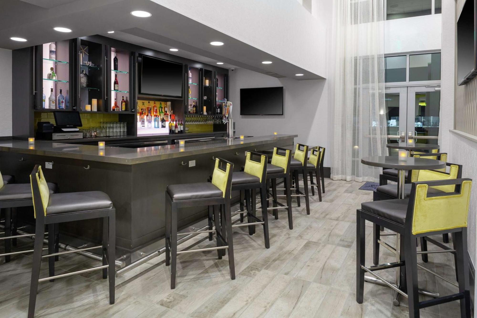 Hampton Inn & Suites Irvine/Orange County Airport Eksteriør billede
